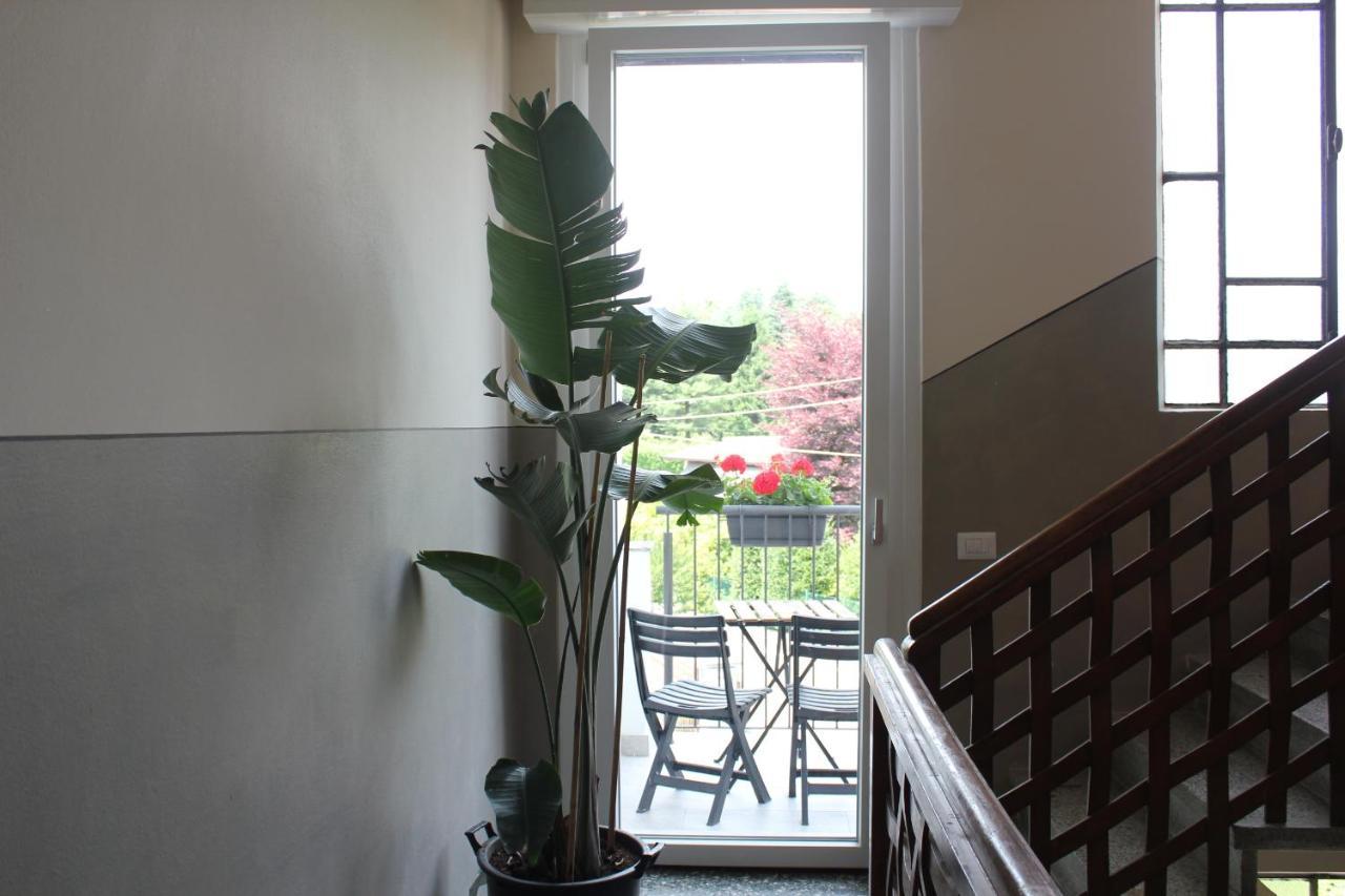 B&B I Due Tigli Travedona Exterior foto