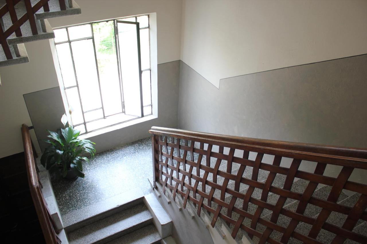 B&B I Due Tigli Travedona Exterior foto